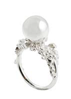sterling silver ring with pearl