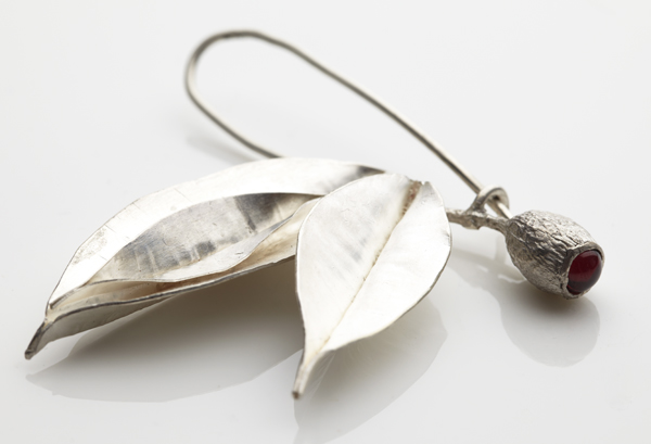 Sway! | Silver Brooch with Rubies