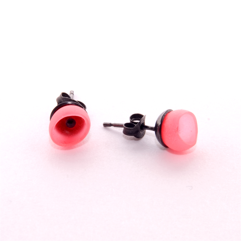 1 Cup Studs - Oxi Pink